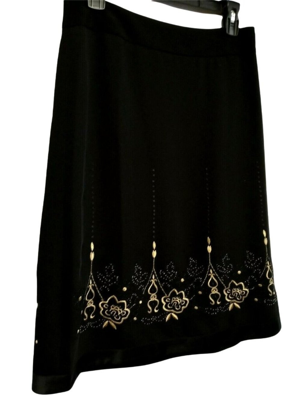 Ann Taylor Loft Black Skirt Size 4 Gold Floral Embroidery Cottage Folkloric - Picture 4 of 9